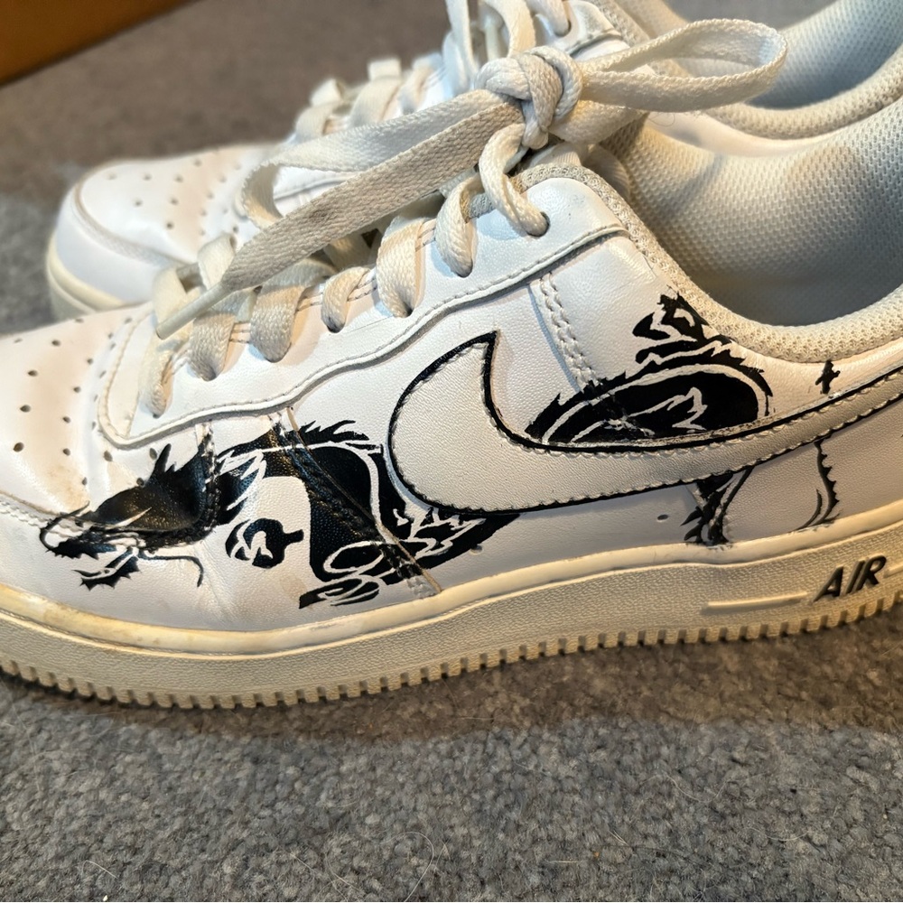 Custom Air Force I 1 with Dragon  Graphic women’s shoes size 7